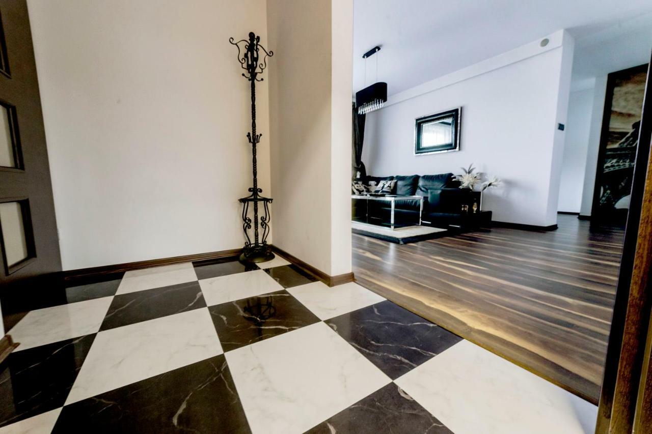 Top Apartamenty เคียลเซ ภายนอก รูปภาพ